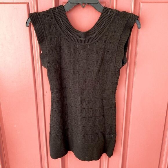 👚Split -Cute Black Cap Sleeve Top/Sweater with Pom Poms EUC! - Picture 2 of 5